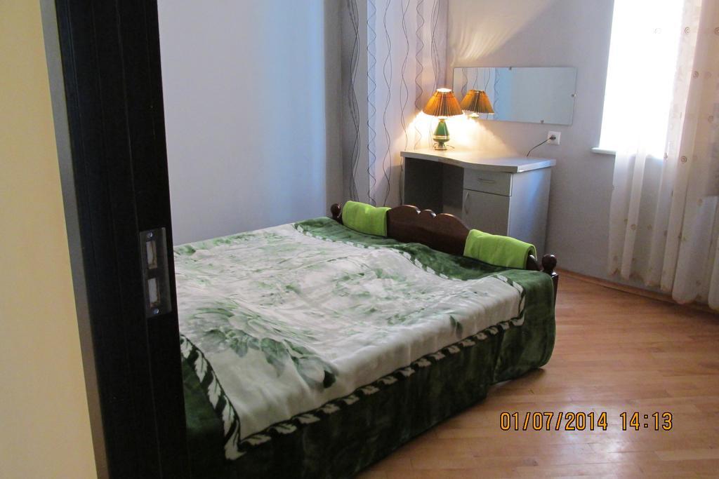 Guest House Lviv Грузия Kutaisi Rom bilde