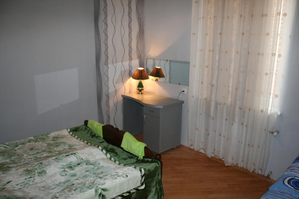 Guest House Lviv Грузия Kutaisi Rom bilde